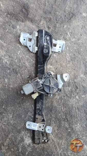 Chevrolet Aveo sol arka kapı  cam kirikosu