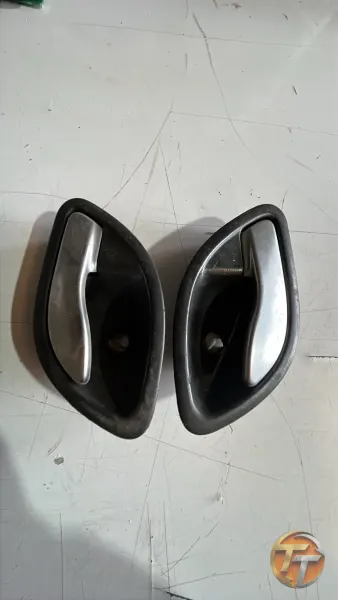 Renault Laguna 2 iç kapı kolu açma