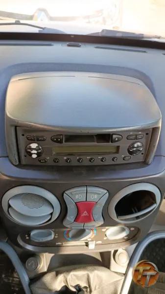 Fiat Doblo teyip üst çerçeve