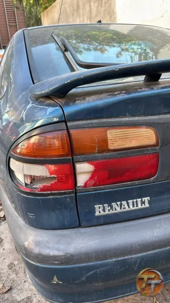 Renault Laguna arka sol stop