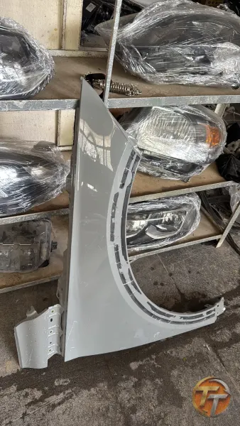Skoda Elroq Enyaq sağ ön çamurluk