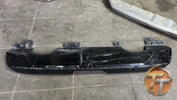 Opel Astra L arka tampon spoyler