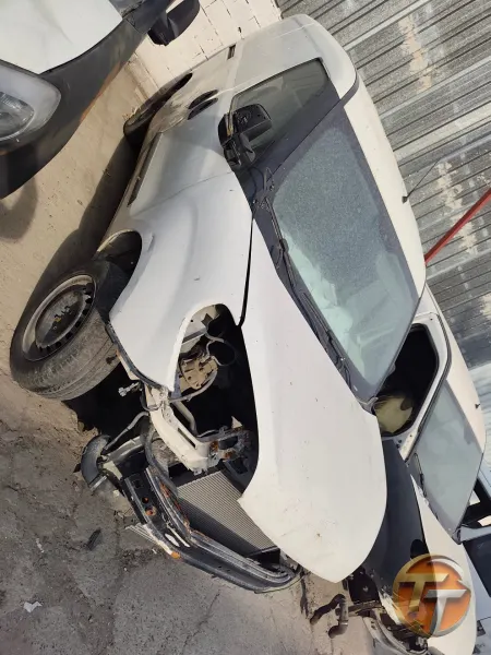 Hasarlı Arazi, SUV & Pickup