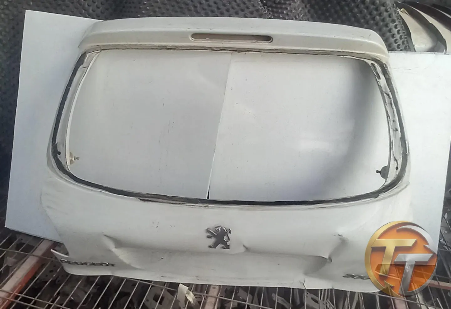 PEUGEOT 206 ARKA BAGAJ KAPAĞI