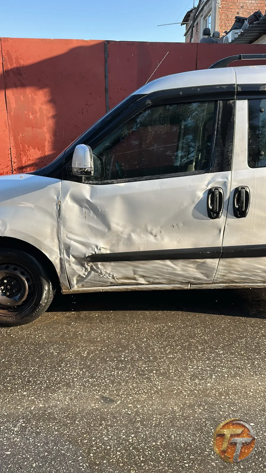 Fiat Doblo sol ön kapı