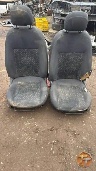 Fiat Doblo ön koltuklar