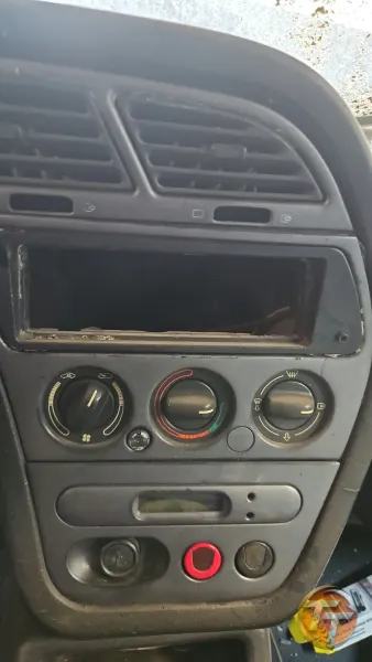 Peugeot 306 klima paneli