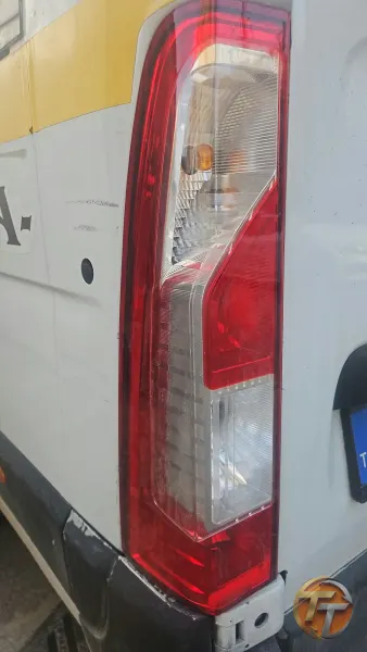 Renault Master sol arka stop
