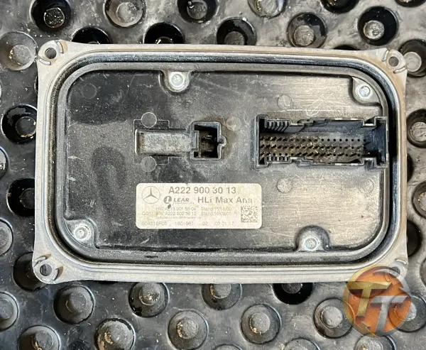 A2229003013 MERSELES W222 LED FAR BEYNİ