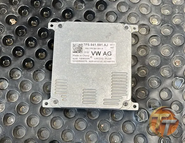 7P5942591AJ  WOLSWAGEN T-ROC POLO GOLF LED FAR BEYNİ