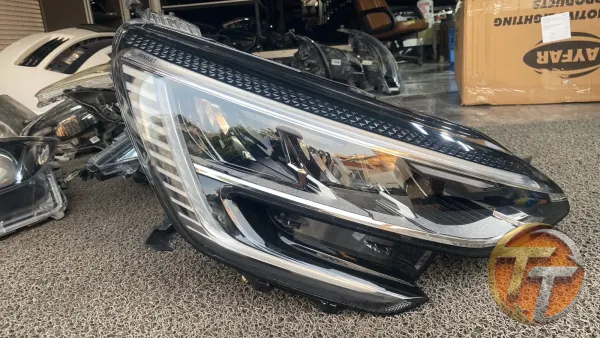 Megane 4 icon sağ far
