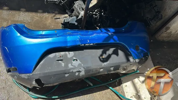 Dacia Sandero arka tampon
