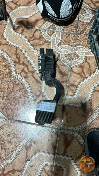 Fiat Linea gaz pedalı