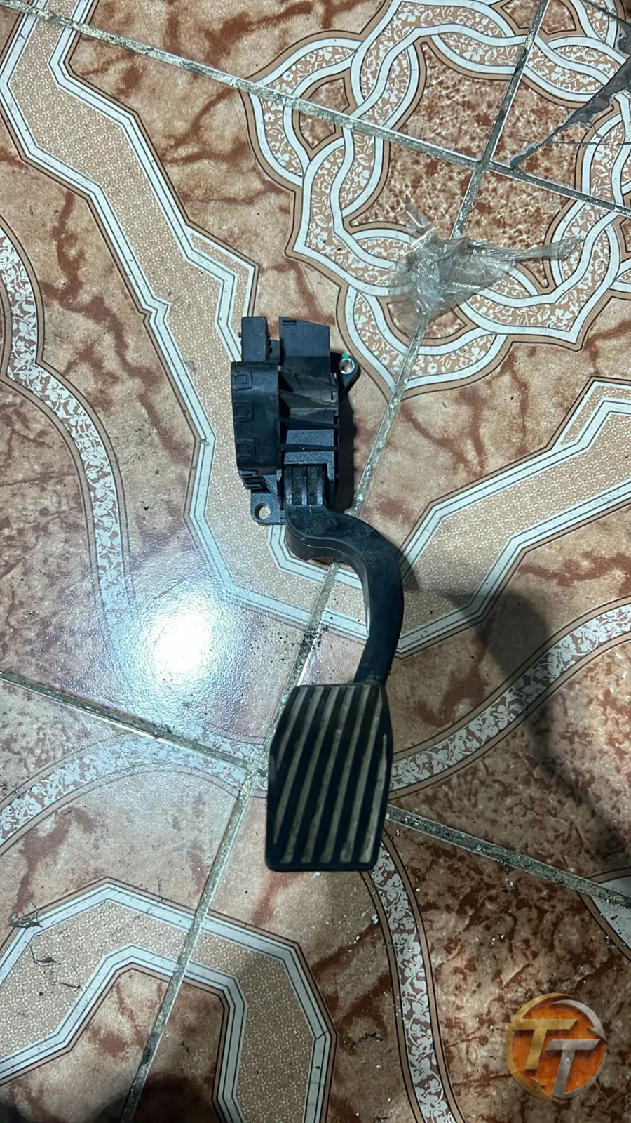 Fiat Linea gaz pedalı