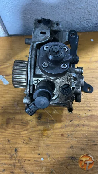 Ford Curier mazot pompası