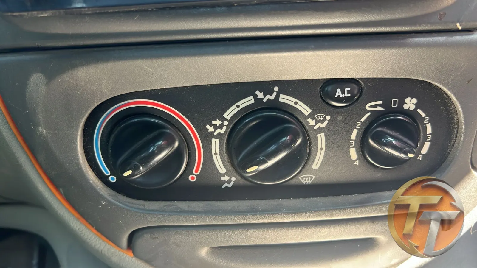 Renault senic 1 kilima paneli