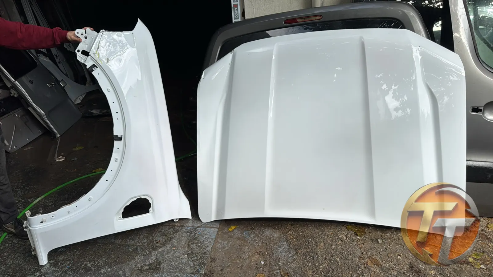 Ford Ranger 2022 2026 kaput sol çamurluk
