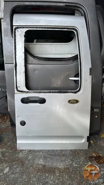 2004/2013 Ford Connect Sağ Bagaj Kapağı