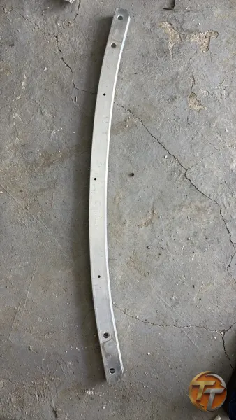 Mercedes w206 alt tampon destek demiri