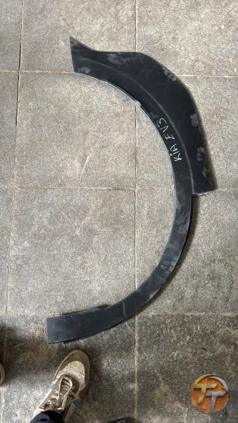 Kia EV3 sağ arka dodik