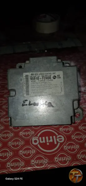 Hyundai / Kia Parça adı: Airbag / Hava Yastığı Kontrol Beyni Oem kodu: 95910-F2400 Uyumlu araç modelleri: Hyundai Elantra: AD [2016 – 2020]