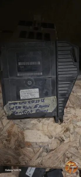 Mercedes-Benz Konfor Elektroniği Kontrol Beyni / Merkezi Konfor Modülü A 210 820 39 26