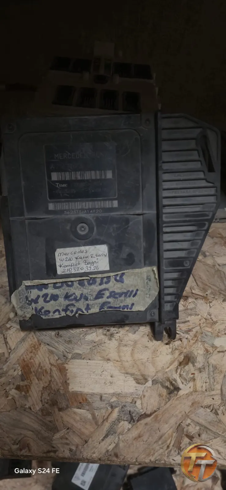 Mercedes-Benz Konfor Elektroniği Kontrol Beyni / Merkezi Konfor Modülü A 210 820 39 26