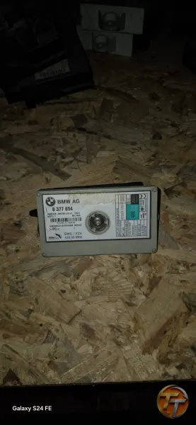 BMW Parça adı: EWS3 / FZV Immobilizer ve Uzaktan Kumanda Alıcı Beyni Oem kodu: 6135 8377654 Uyumlu araç modelleri: BMW 3 Serisi: E46 [1998 – 2005] BMW 5 Serisi: E39 [1997 – 2003] BMW 7 Serisi: E38 [1997 – 2001] BMW X Serisi: E53 (X5) [1999 – 2006], E83 (X