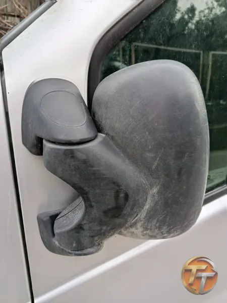Renault trafic sol ayna