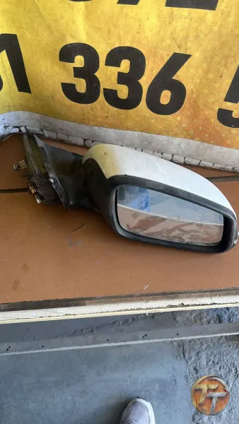BMW 3 serisi F30 SAĞ AYNA