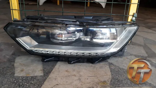 VOLKSWAGEN PASSAT B8 LEDLİ SOL FAR