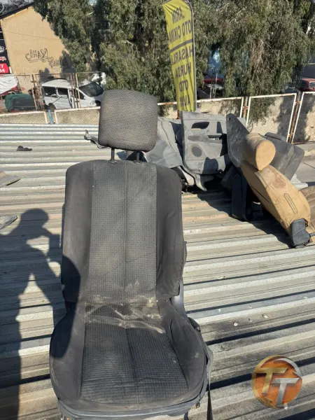 Çıkma Oto Koltuğu