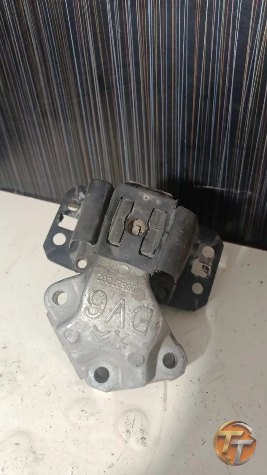 Citroen. Berlingo motor kulağı