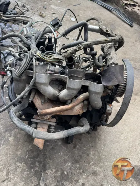 Otomobil Çıkma Motoru