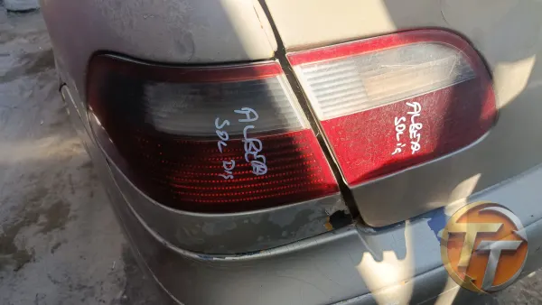 Fiat Albea sol arka stop