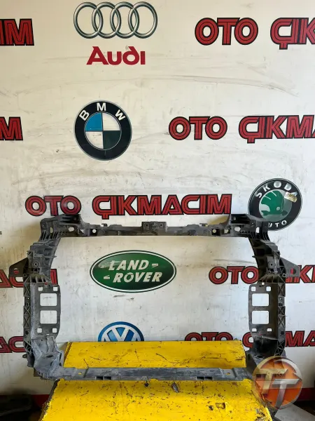 AUDİ Q7 ÖN PANEL
