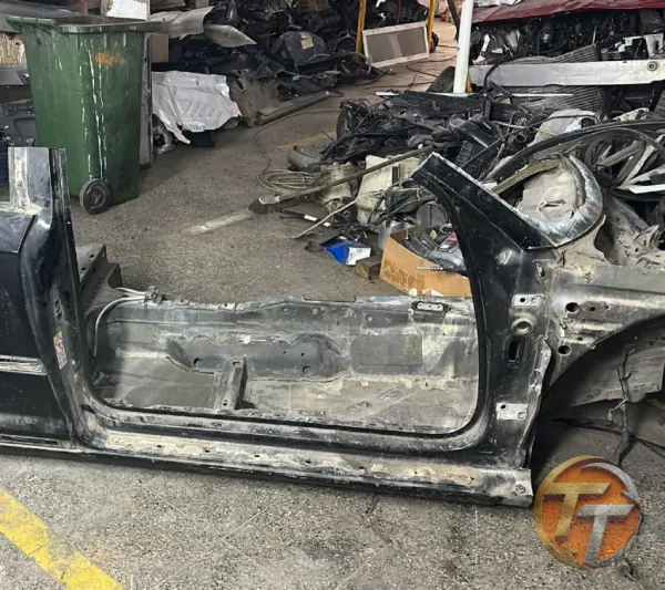 AUDİ A3 SAĞ MAŞPİYEL