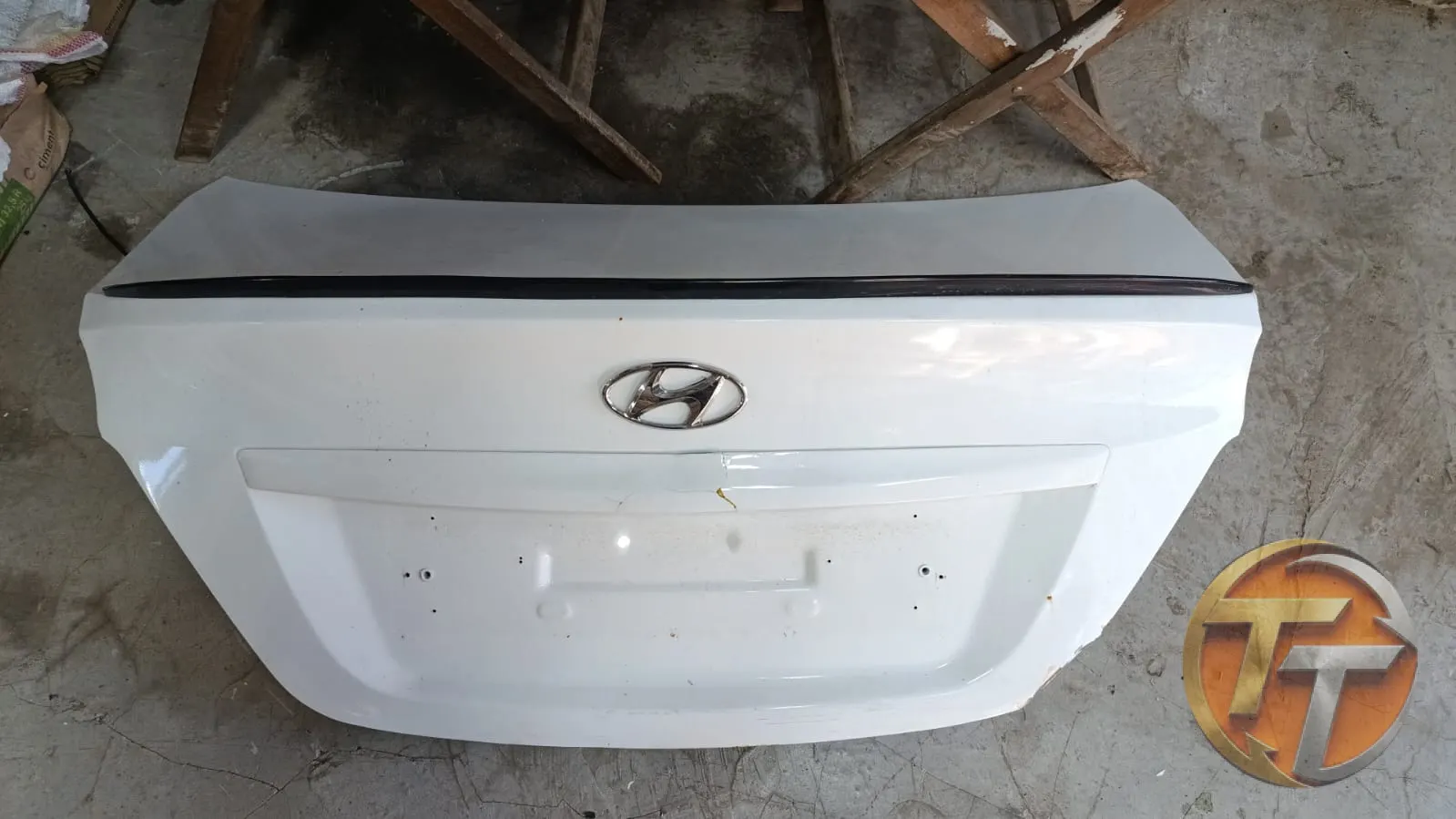 Hyundai Accent Blue bagaj kapağı