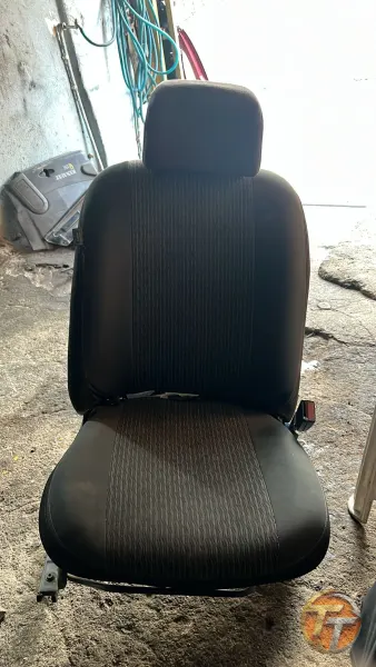Renault Kango sağ koltuk