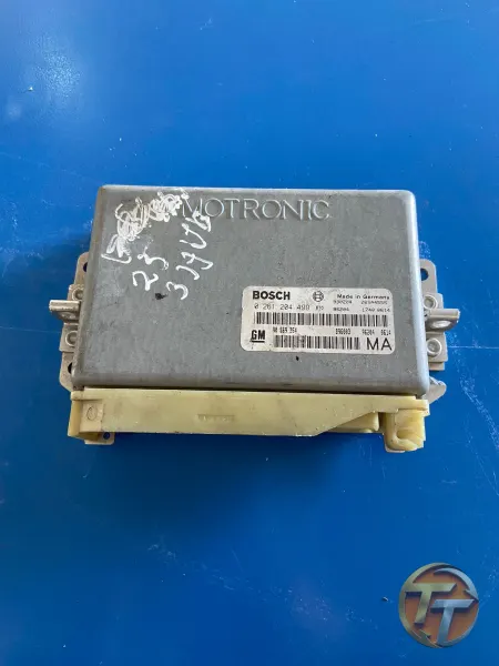 Opel Vectra B 2.5 motor beyni 0261204499