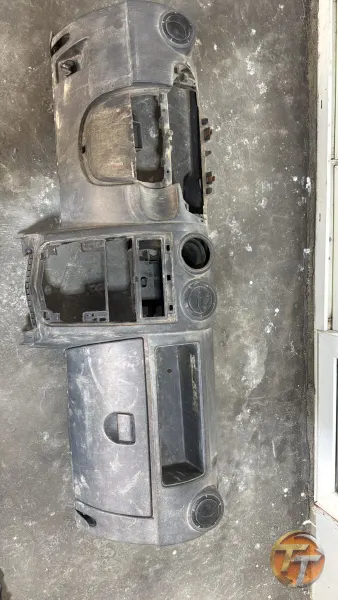 Çıkma Oto Torpido Paneli