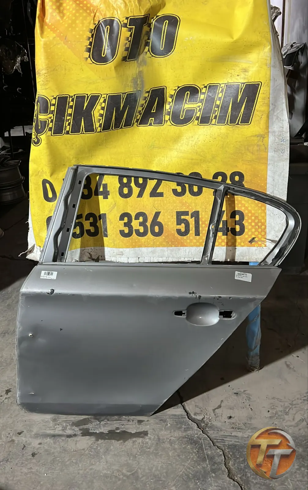 BMW 1 SERİSİ E87 SOL ARKA KAPI