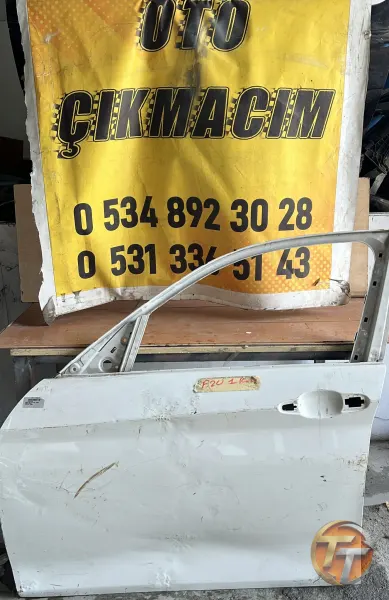 Bmw 1 serisi F20 sol ön kapı