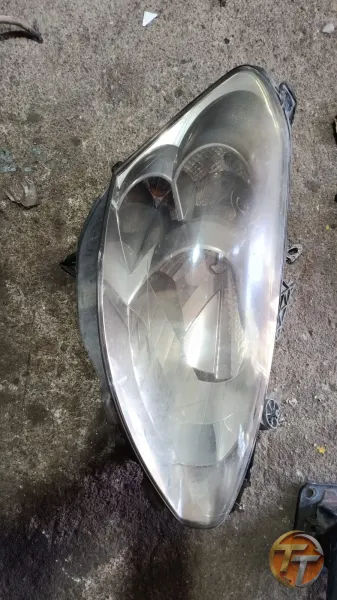 Peugeot teppe sağ far orjinal
