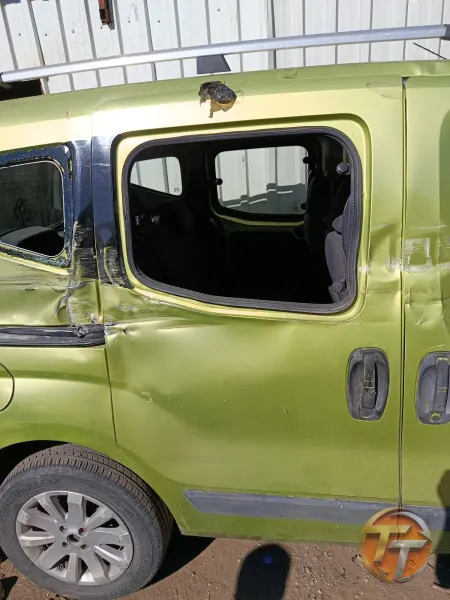 Fiat Fiorino sağ sürgü kapı orijinal