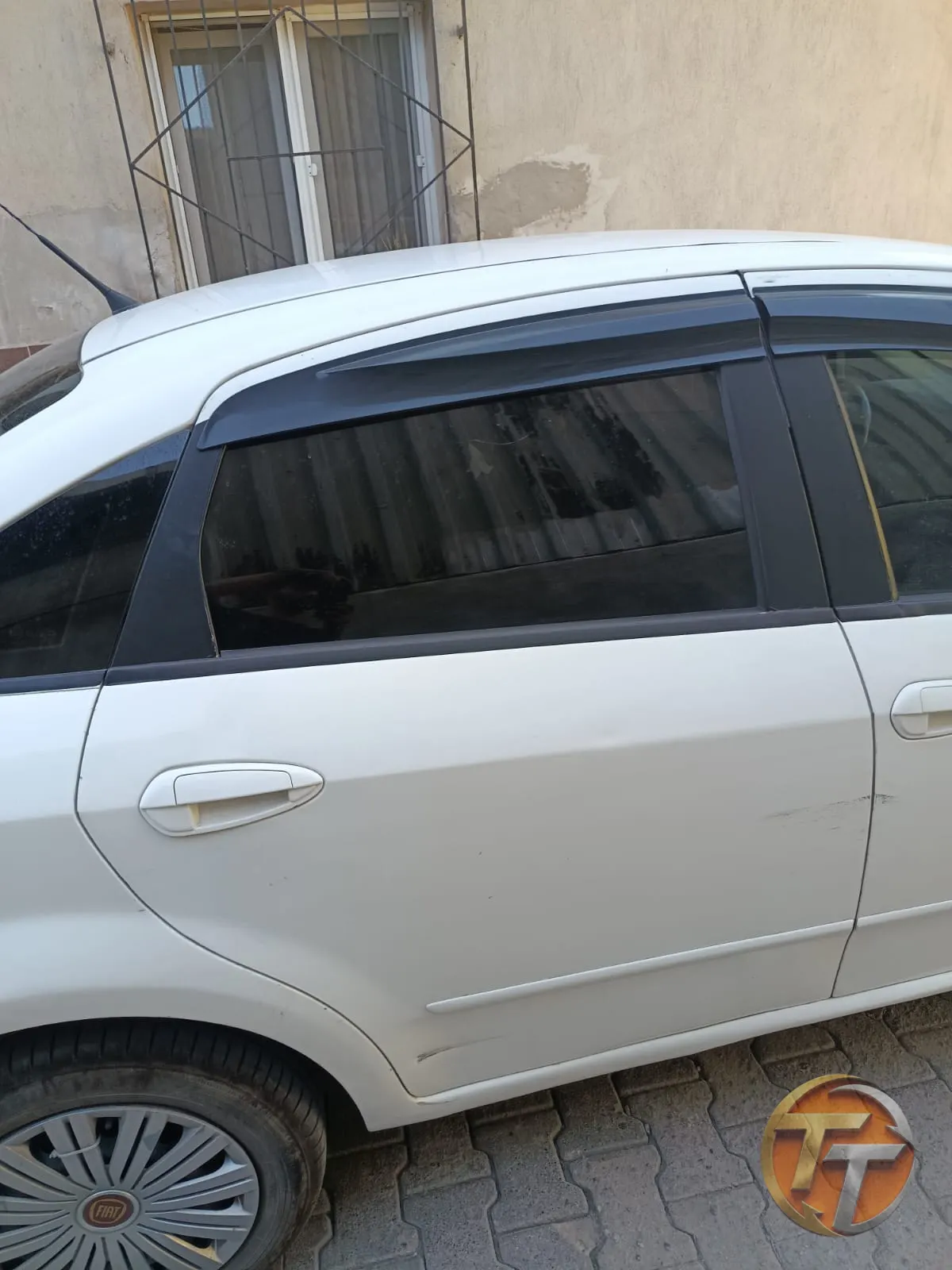 Fiat linea sağ arka kapı
