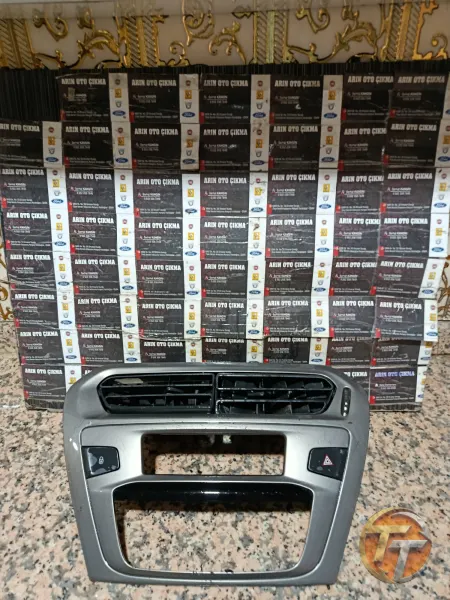 Citroen c elesee teyip çerçevesi