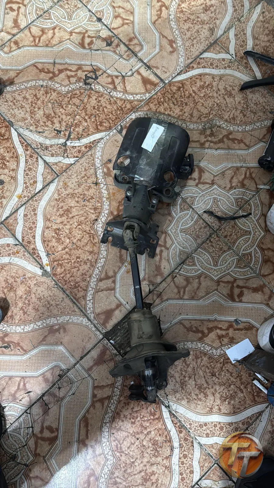 Kangoo bir doküz direksiyon Mafsallı
