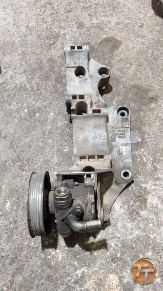 Volkswagen Polo direksiyon pompası