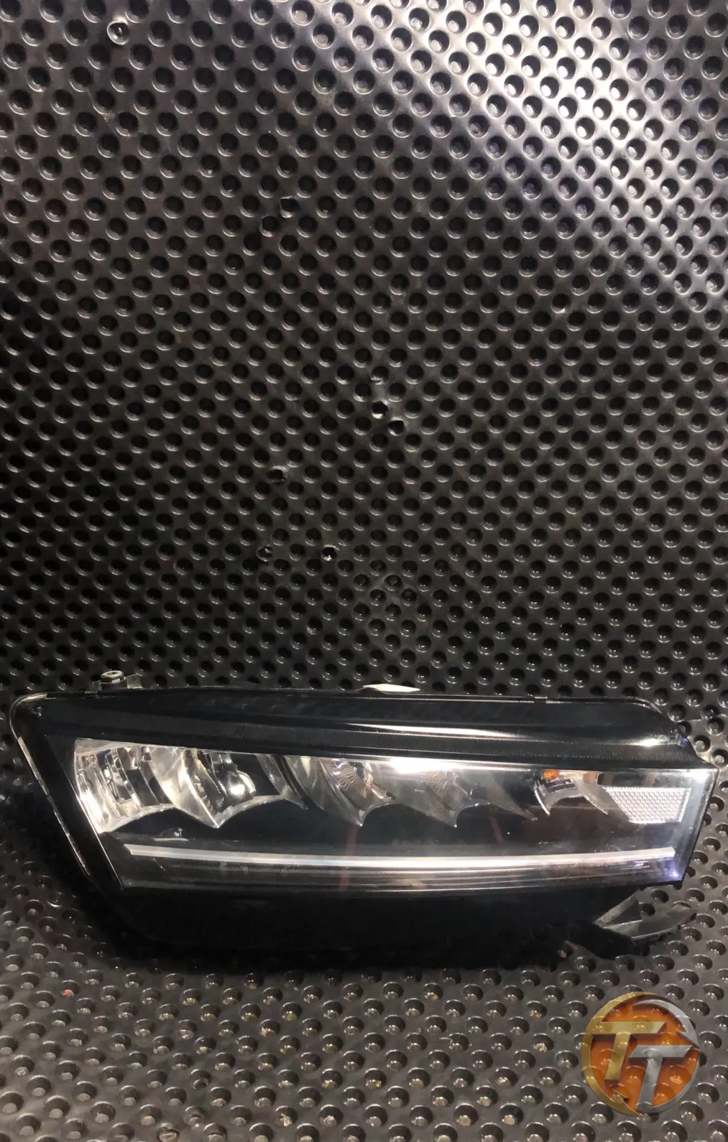 SKODA OCTAVİA FULL LED SAĞ FAR